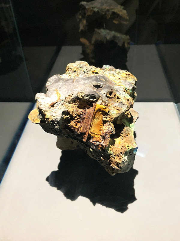 變質岩_02.jpg - 展覽藝術用