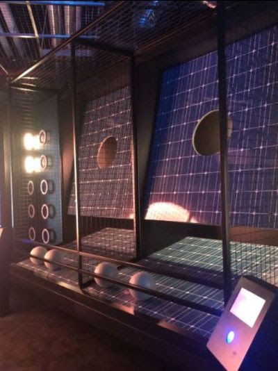 電幻展6.jpg - 展覽藝術用